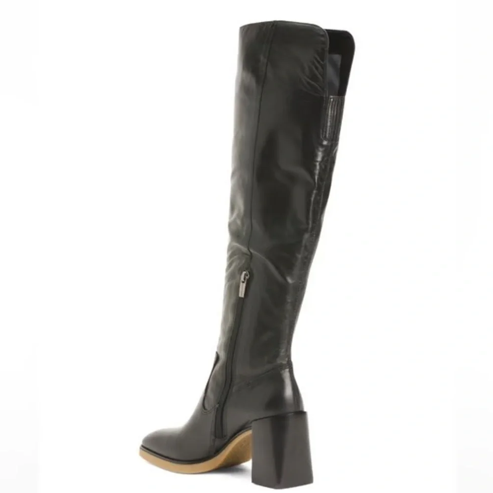Vince Camuto never worn